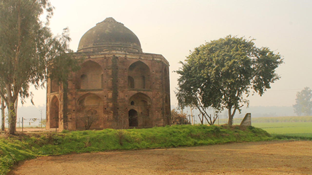 Alawal Khan Tomb